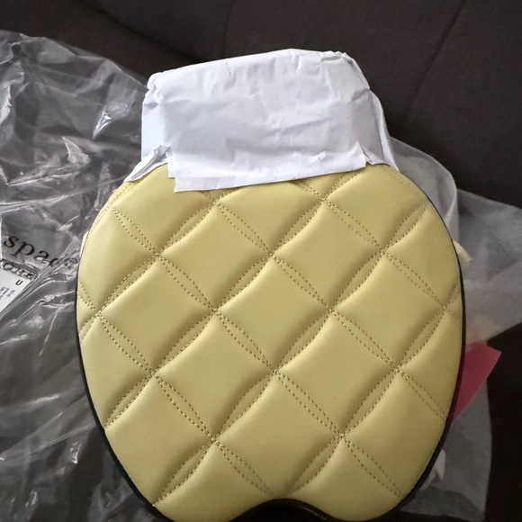 Kate Spade green Quilted Apple Bag - Picture 3 of 3